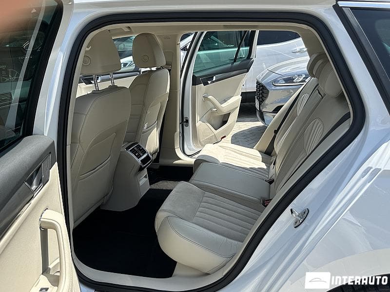 Skoda Superb 2023 — Миниатюра 13