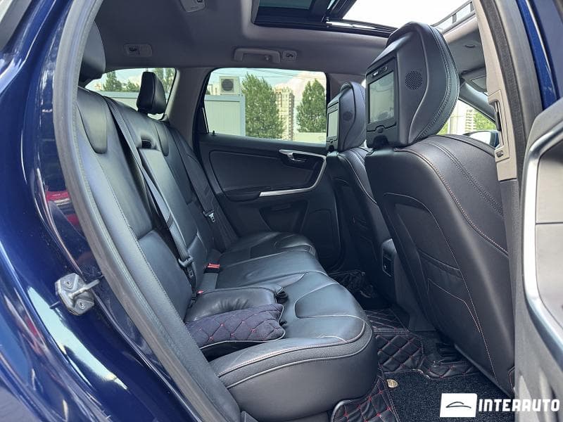 Volvo XC 60 2016 — Миниатюра 16