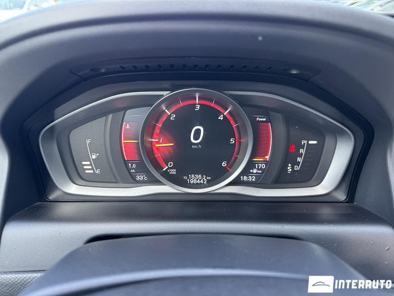 Volvo XC 60 2016 — Миниатюра 11