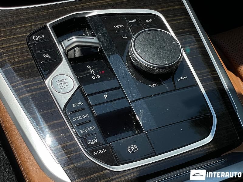 BMW X5 4.0i 2023 — Миниатюра 14
