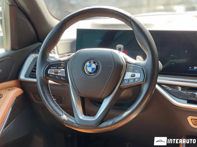 BMW X5 4.0i 2023 — Миниатюра 9