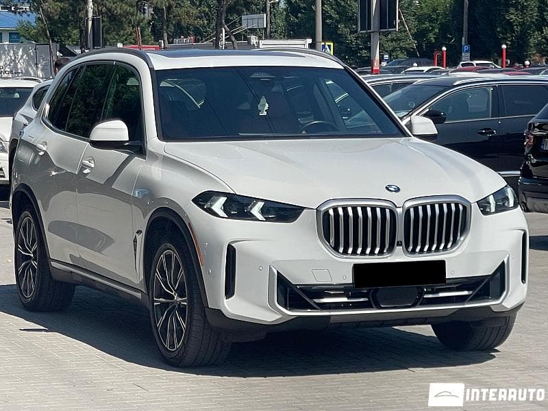 BMW X5 4.0i 2023 — Миниатюра 3