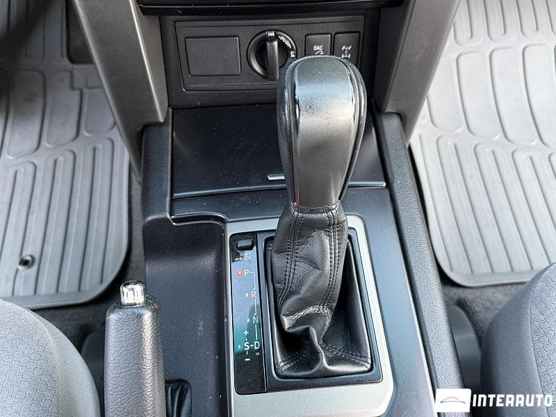 Toyota Land Cruiser Prado 2011 — Миниатюра 12