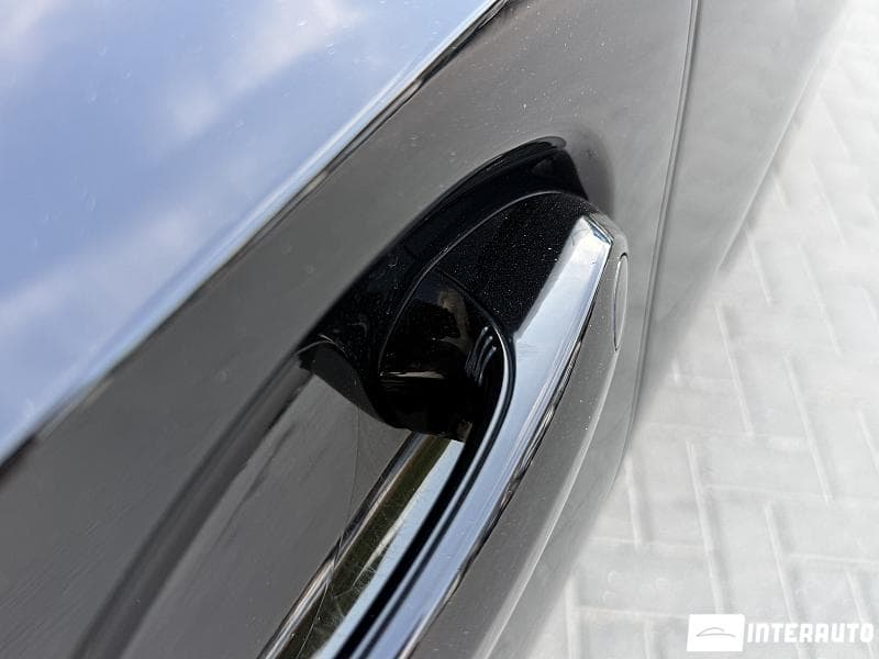 2019 BMW 330 — Miniatură 23