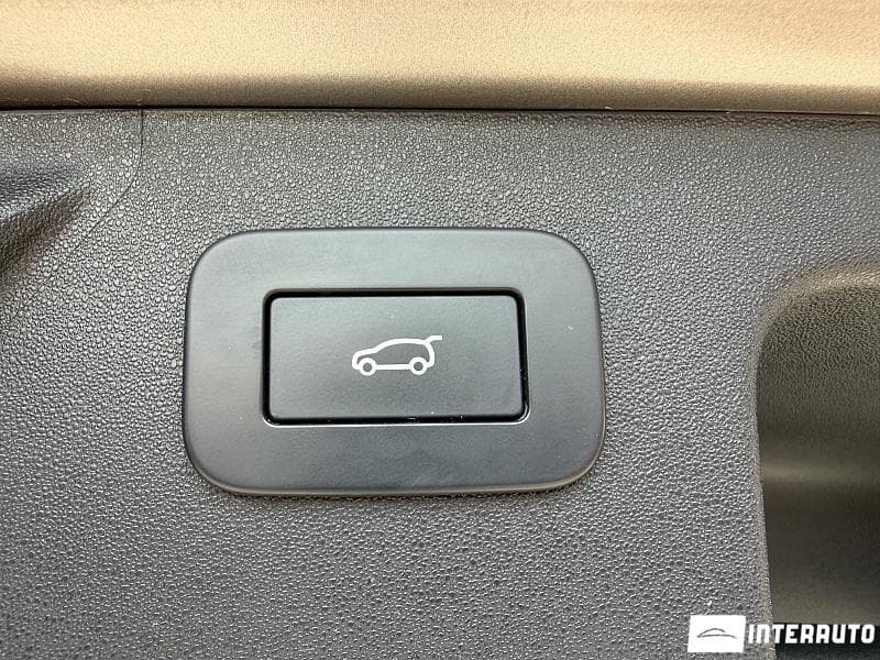 Land Rover Discovery Sport 2022 — Миниатюра 21