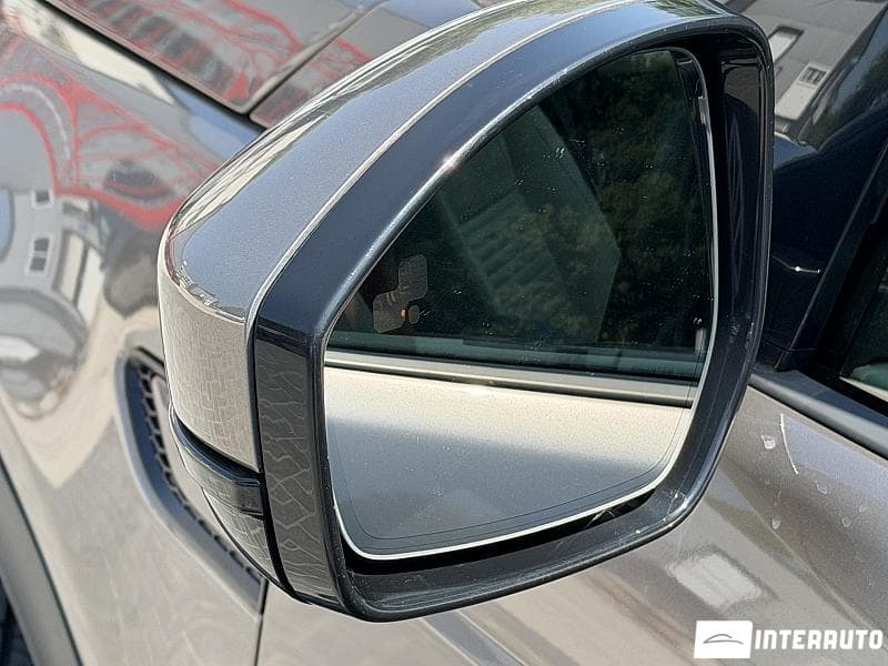 Land Rover Discovery Sport 2022 — Миниатюра 19