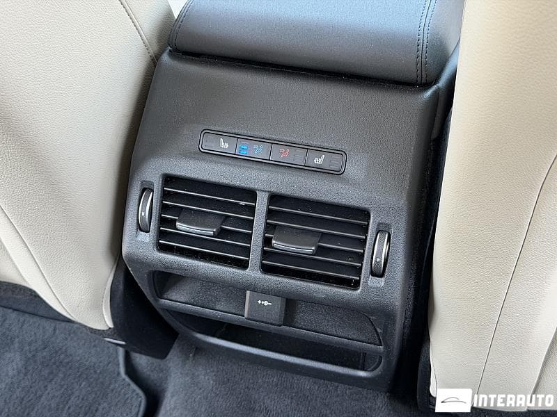 Land Rover Discovery Sport 2022 — Миниатюра 16