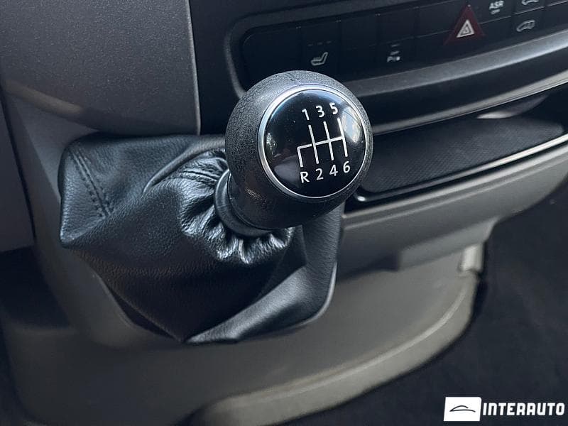 2015 Volkswagen Crafter — Miniatură 13
