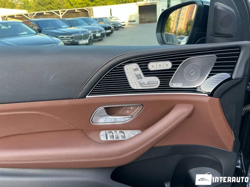 Mercedes GLE Coupe 300d 2025 — Миниатюра 7