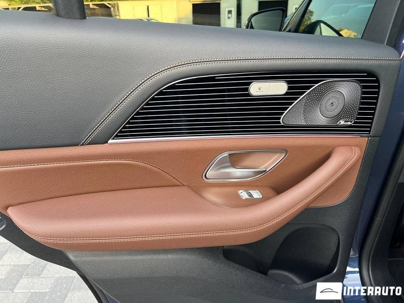 Mercedes GLE Coupe 300d 2025 — Миниатюра 18