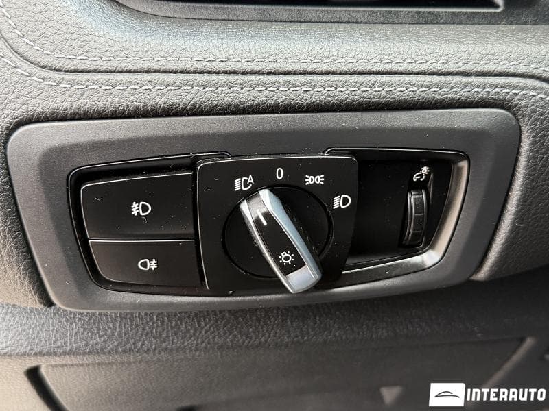 BMW 216d 2016 — Миниатюра 9