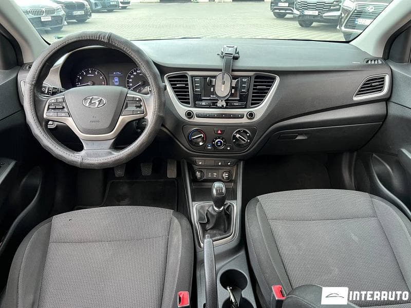 2017 Hyundai Accent — Miniatură 7
