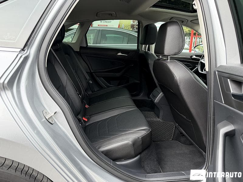 2023 Volkswagen Jetta — Miniatură 17