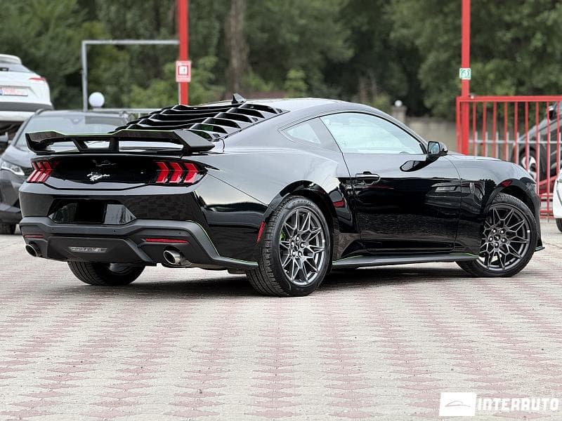 2024 Ford Mustang — Miniatură 2