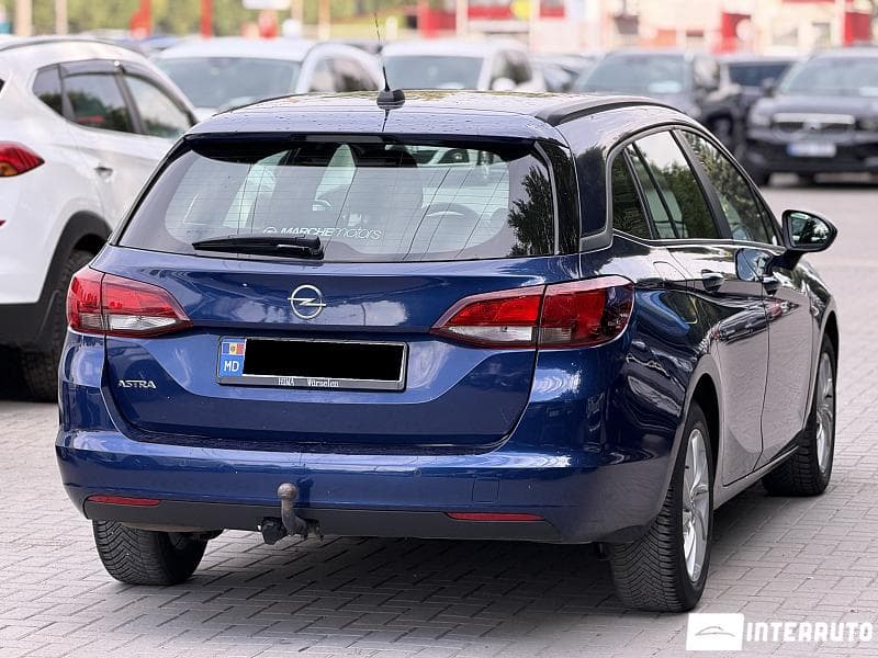 Opel Astra 2019 — Миниатюра 2