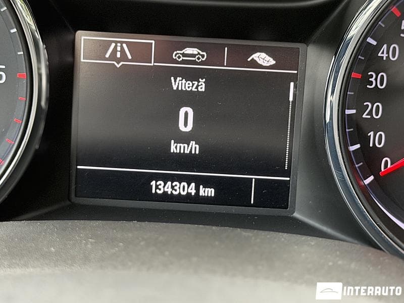 Opel Astra 2019 — Миниатюра 9