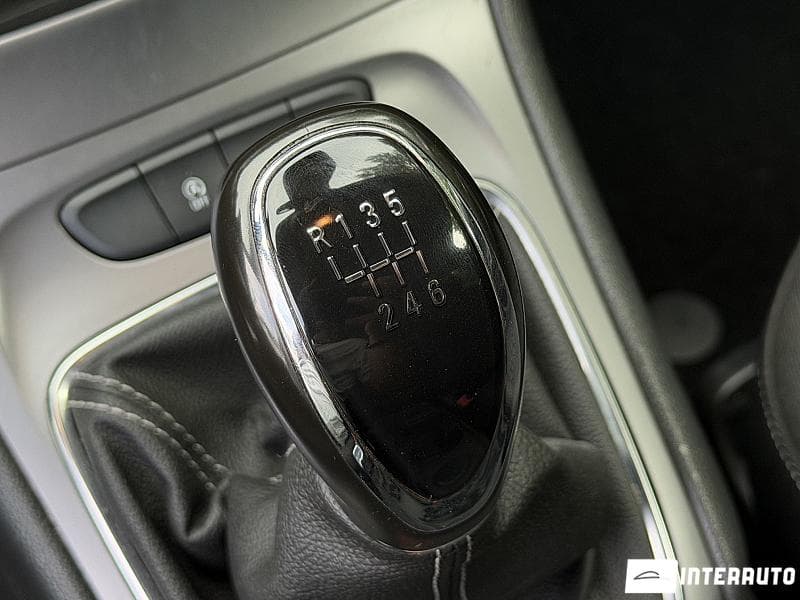 Opel Astra 2019 — Миниатюра 13