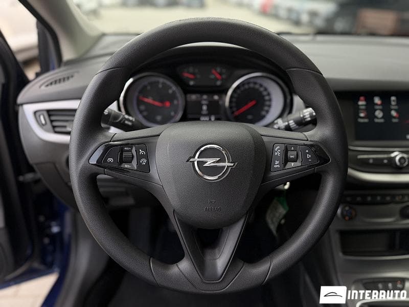 Opel Astra 2019 — Миниатюра 8