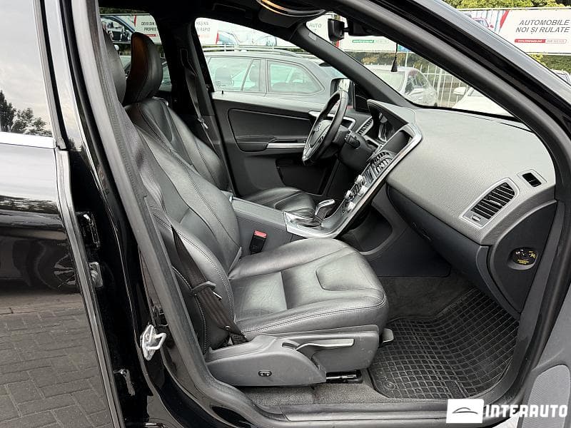 Volvo XC 60 2017 — Миниатюра 6
