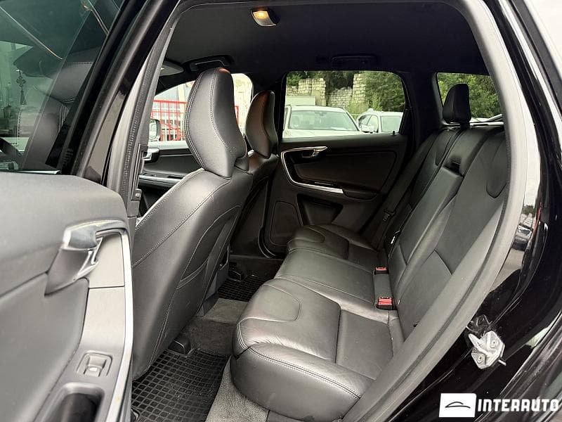 Volvo XC 60 2017 — Миниатюра 7