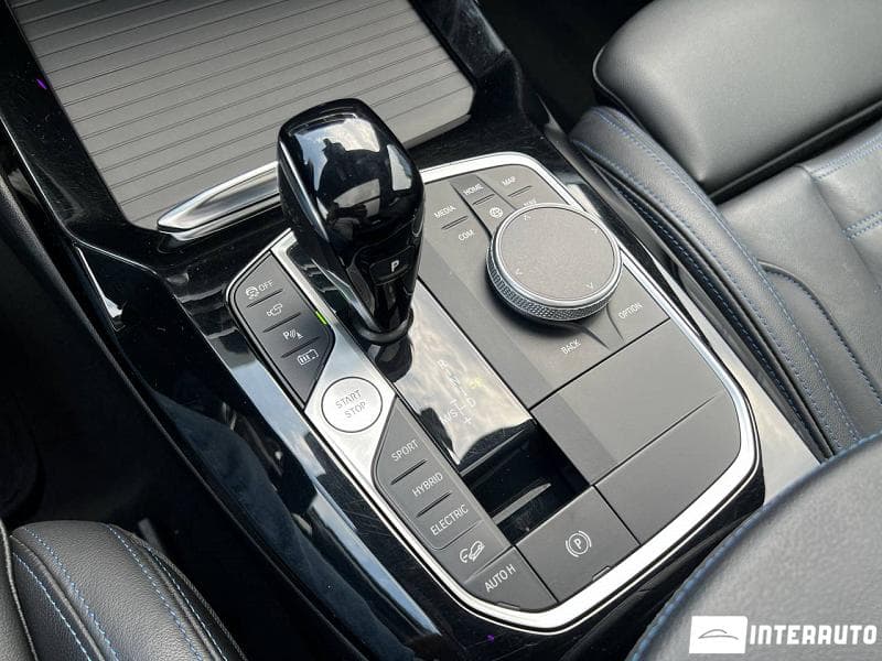 BMW X3 3.0e 2023 — Миниатюра 19