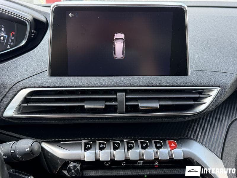 2018 Peugeot 3008 — Miniatură 14