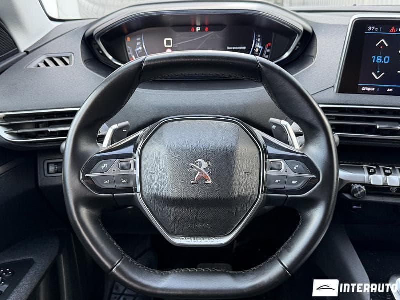 2018 Peugeot 3008 — Miniatură 11