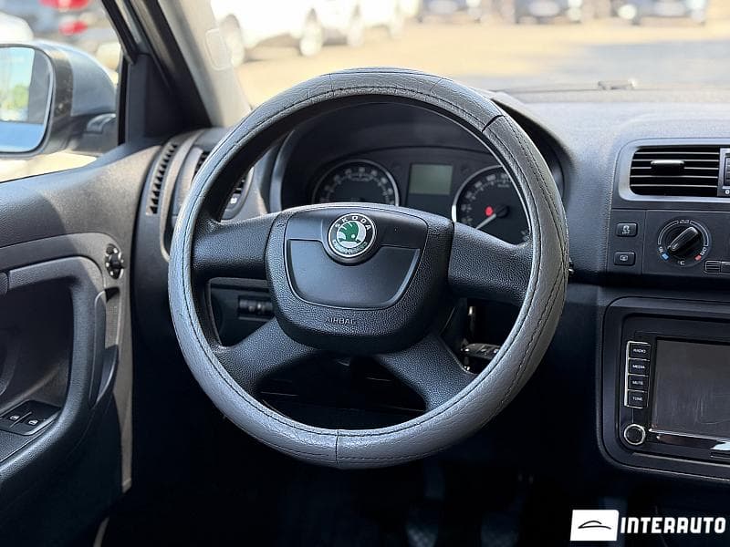 Skoda Fabia 2010 — Миниатюра 9