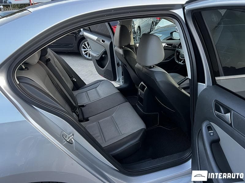 Volkswagen Jetta 2015 — Миниатюра 6