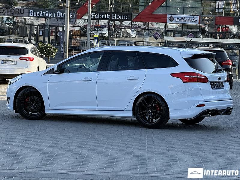 2017 Ford Focus — Miniatură 4