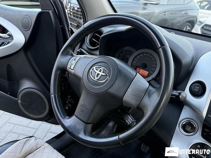Toyota Rav-4 2007 — Миниатюра 7