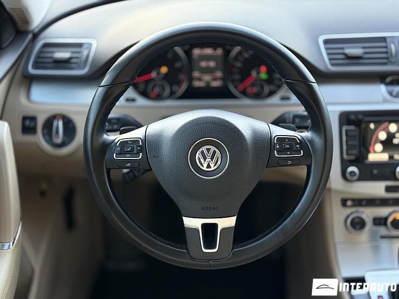 2012 Volkswagen Passat — Miniatură 9