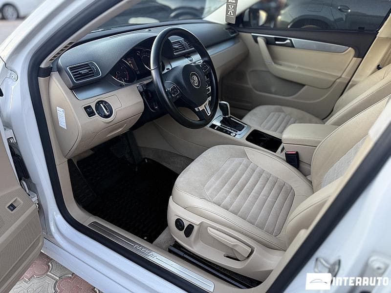 2012 Volkswagen Passat — Miniatură 5