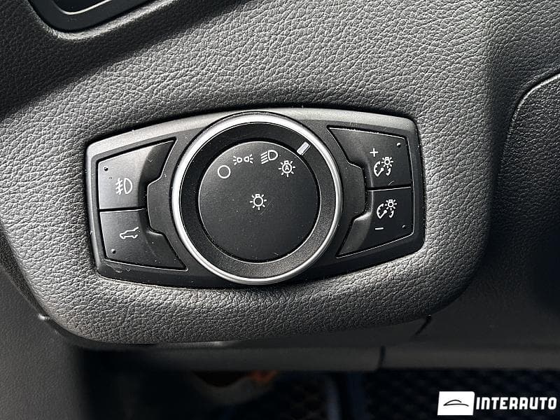 2017 Ford Escape — Miniatură 7
