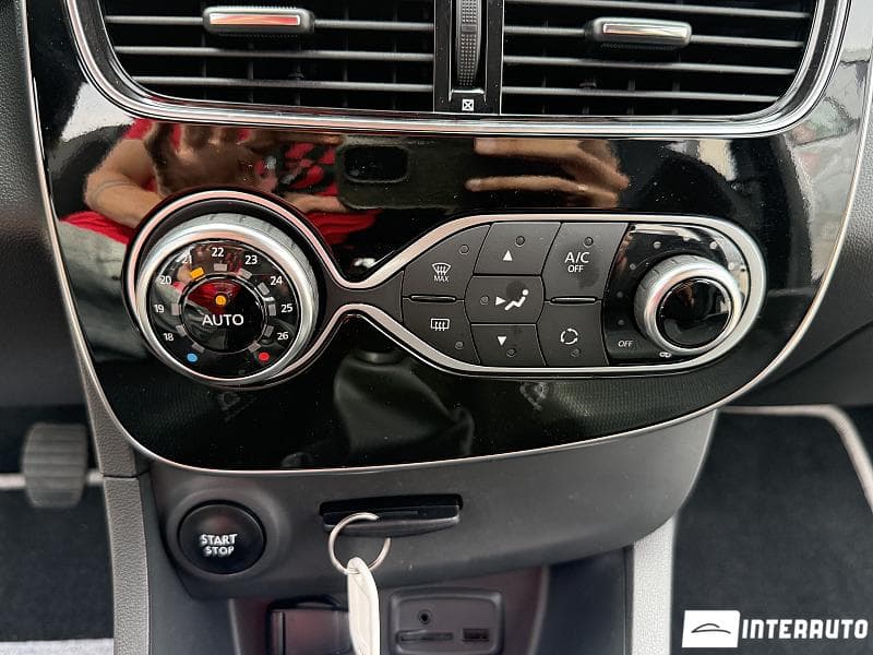 Renault Clio 2017 — Миниатюра 11
