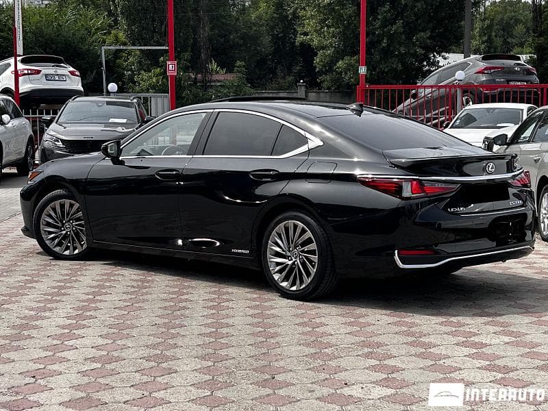 Lexus ES 300h 2022 — Миниатюра 3