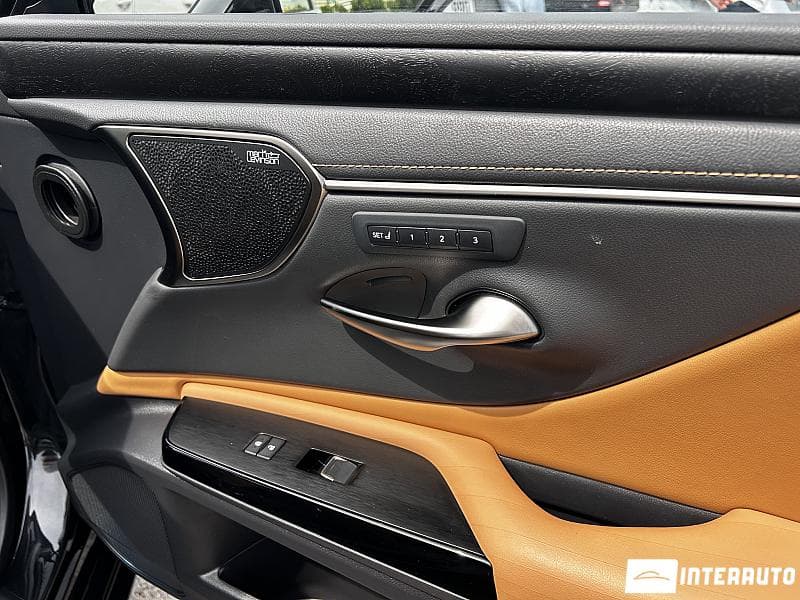 Lexus ES 300h 2022 — Миниатюра 19