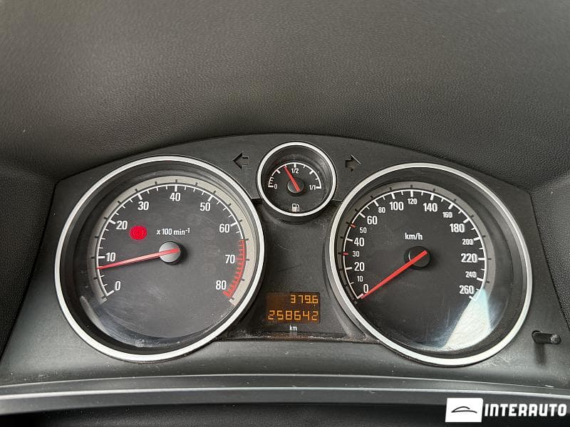 Opel Zafira 2006 — Миниатюра 8