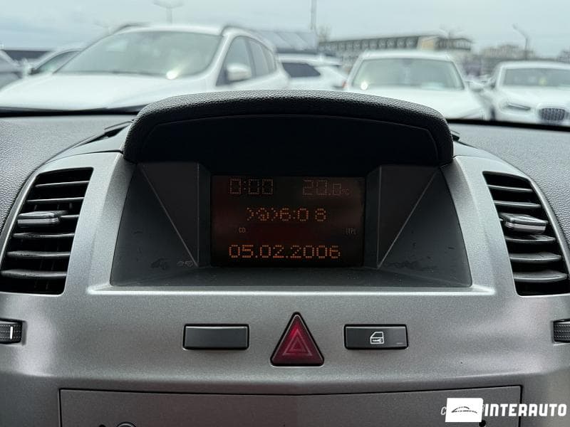 Opel Zafira 2006 — Миниатюра 9