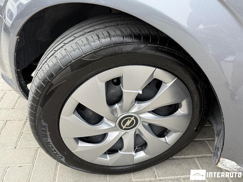Opel Zafira 2006 — Миниатюра 17