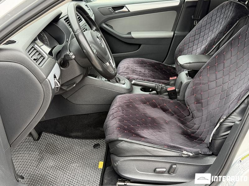 2012 Volkswagen Jetta — Miniatură 6