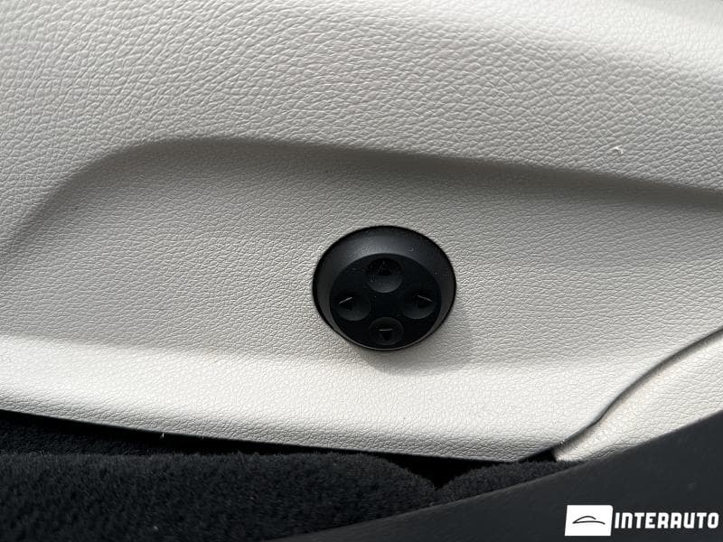 2018 Mercedes E 300 — Miniatură 20