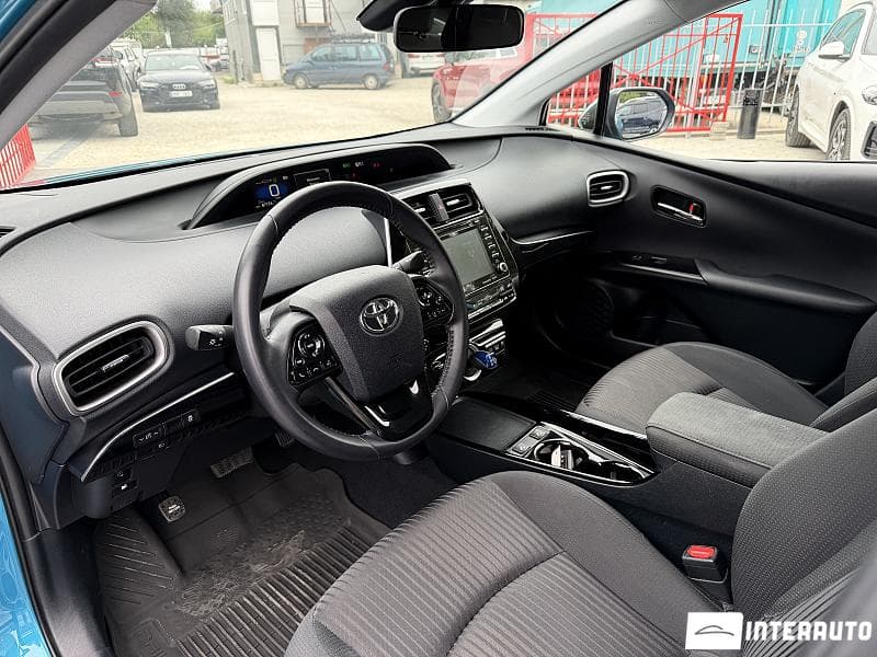 Toyota Prius 2022 — Миниатюра 6