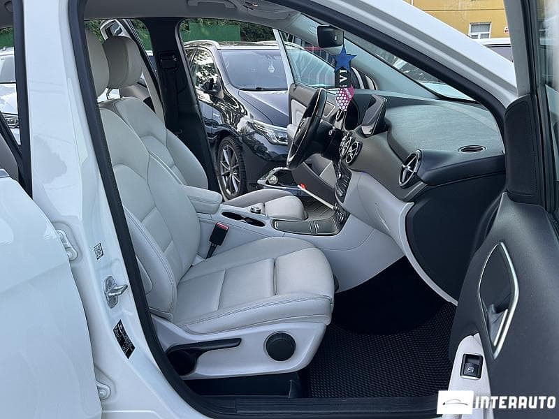 Mercedes B 250E 2017 — Миниатюра 14