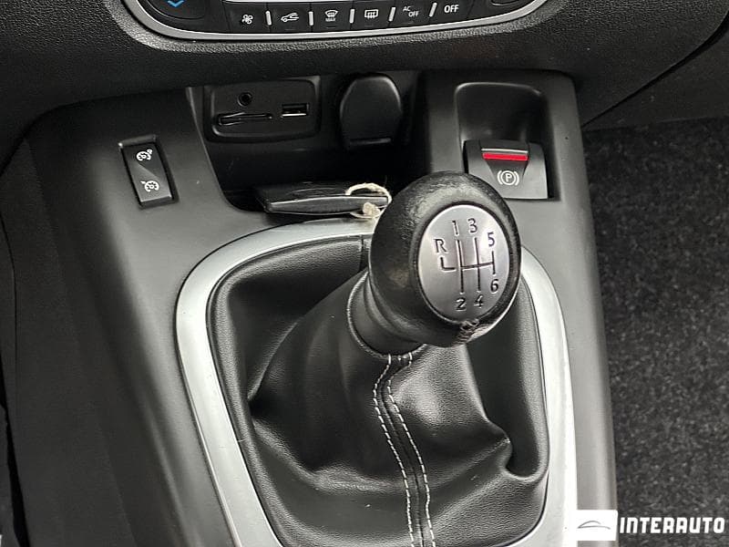 Renault Grand Scenic 2016 — Миниатюра 12