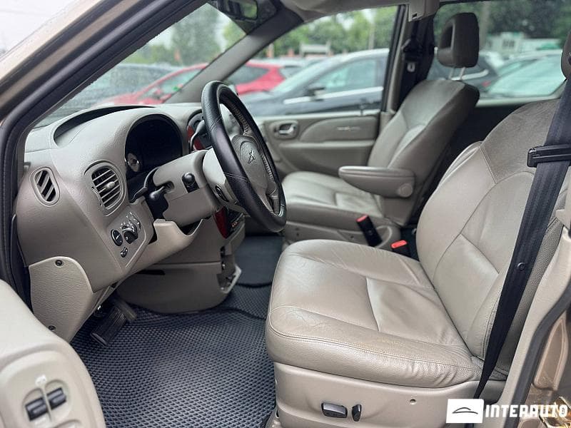 Chrysler Grand Voyager 2006 — Миниатюра 5