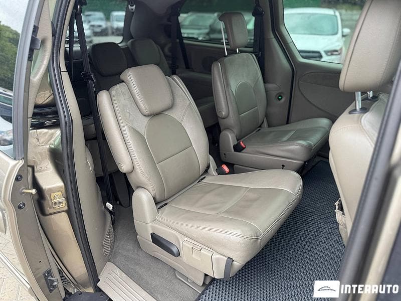 Chrysler Grand Voyager 2006 — Миниатюра 15