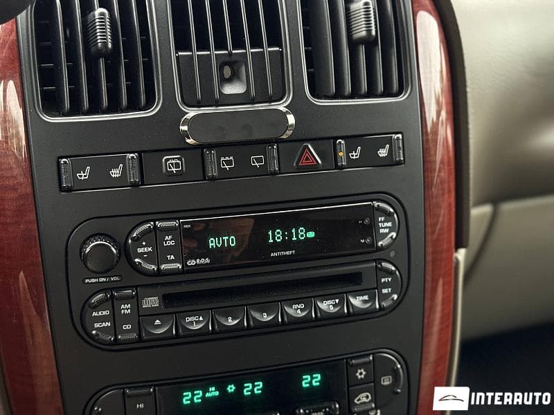 Chrysler Grand Voyager 2006 — Миниатюра 10