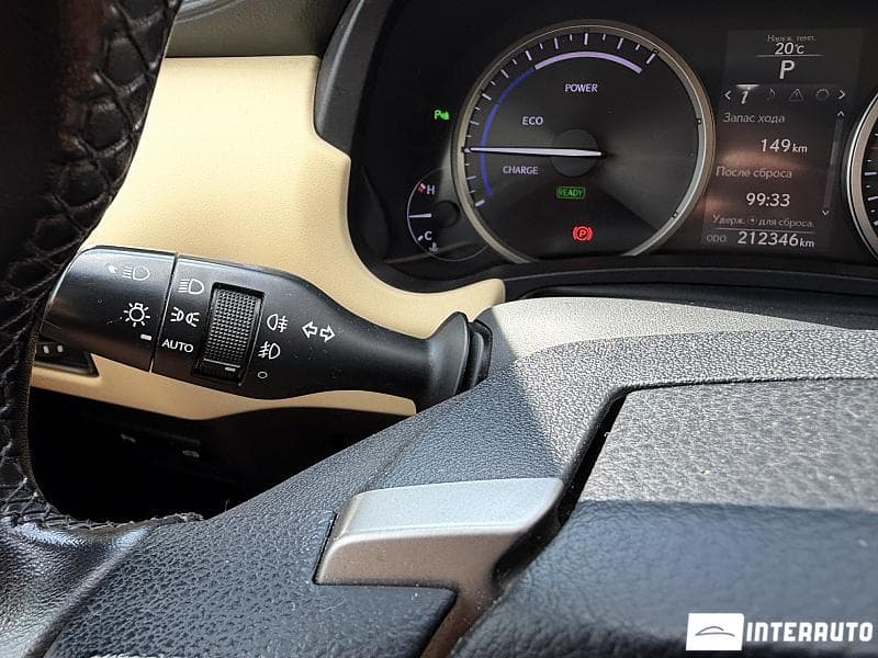 2016 Lexus NX 300H — Miniatură 14