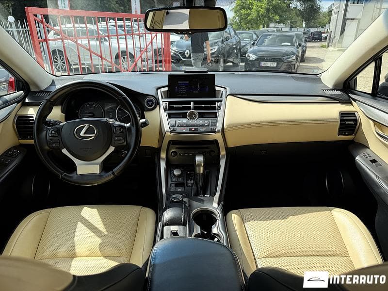 2016 Lexus NX 300H — Miniatură 8